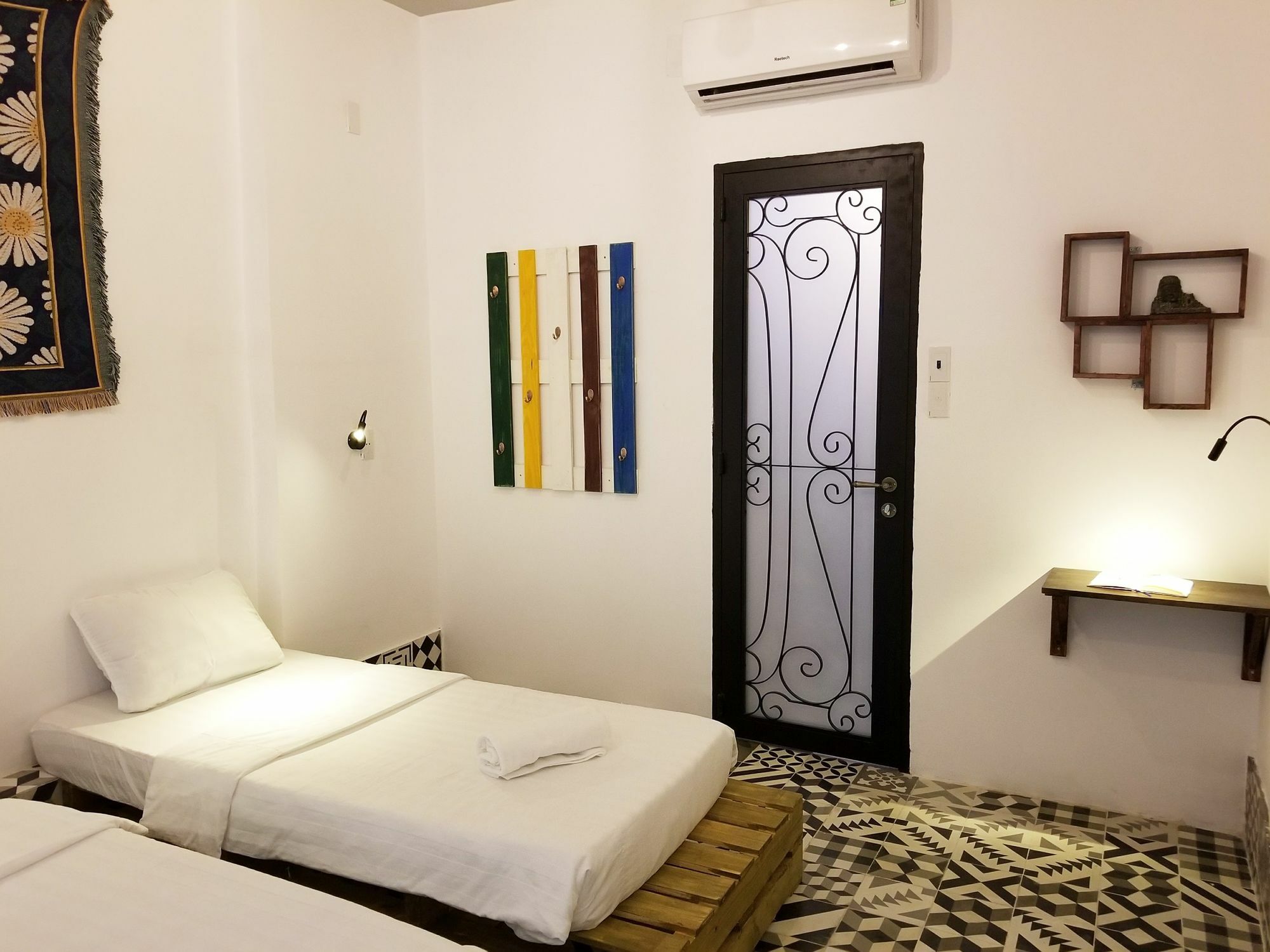 Timemark Travel & Homestay *
